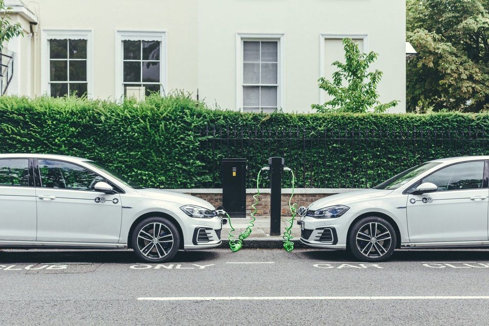 EV drivers – from smug to Bah Humbug
