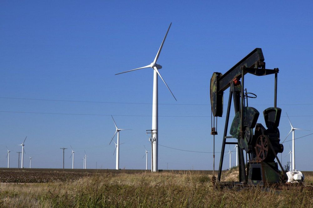 Noisy signals at the end of the Age of Oil